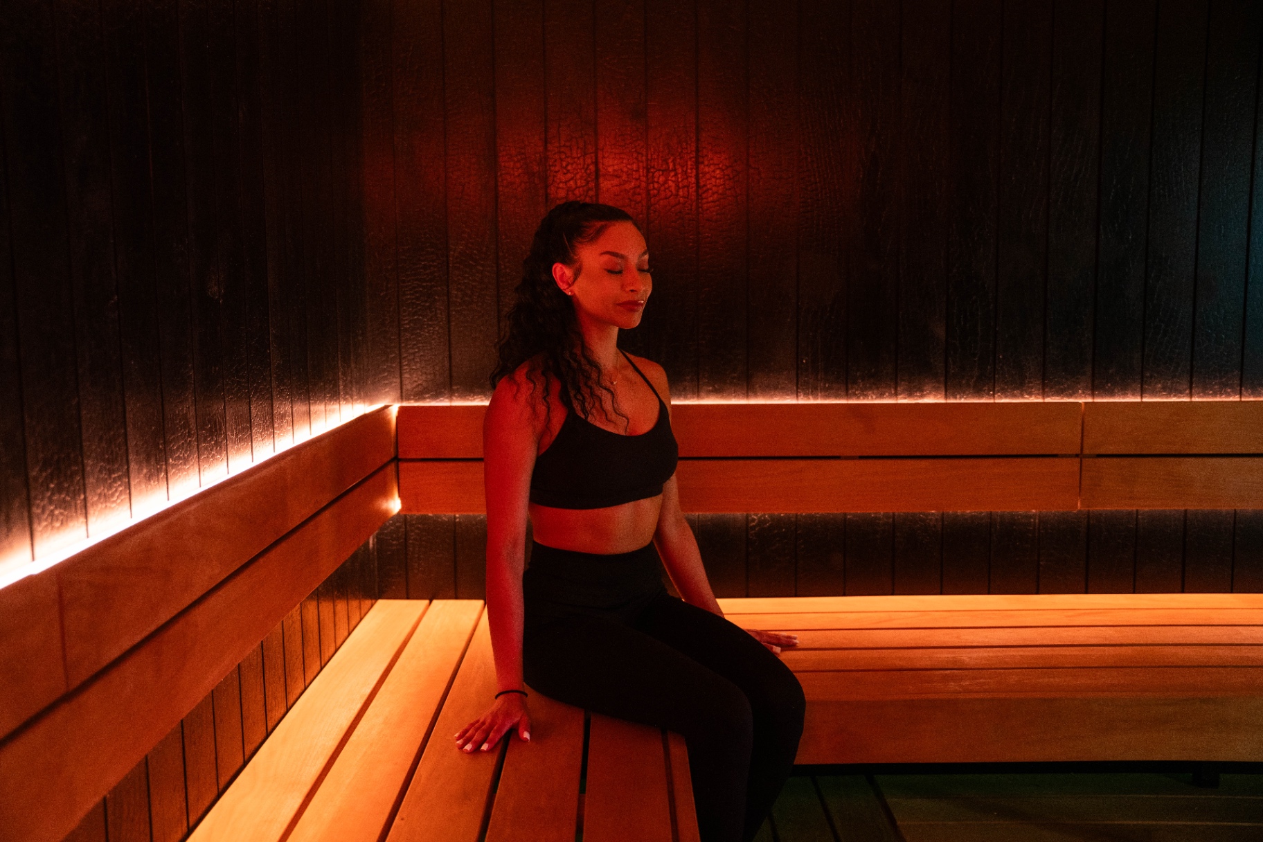 High-Heat Finnish Sauna