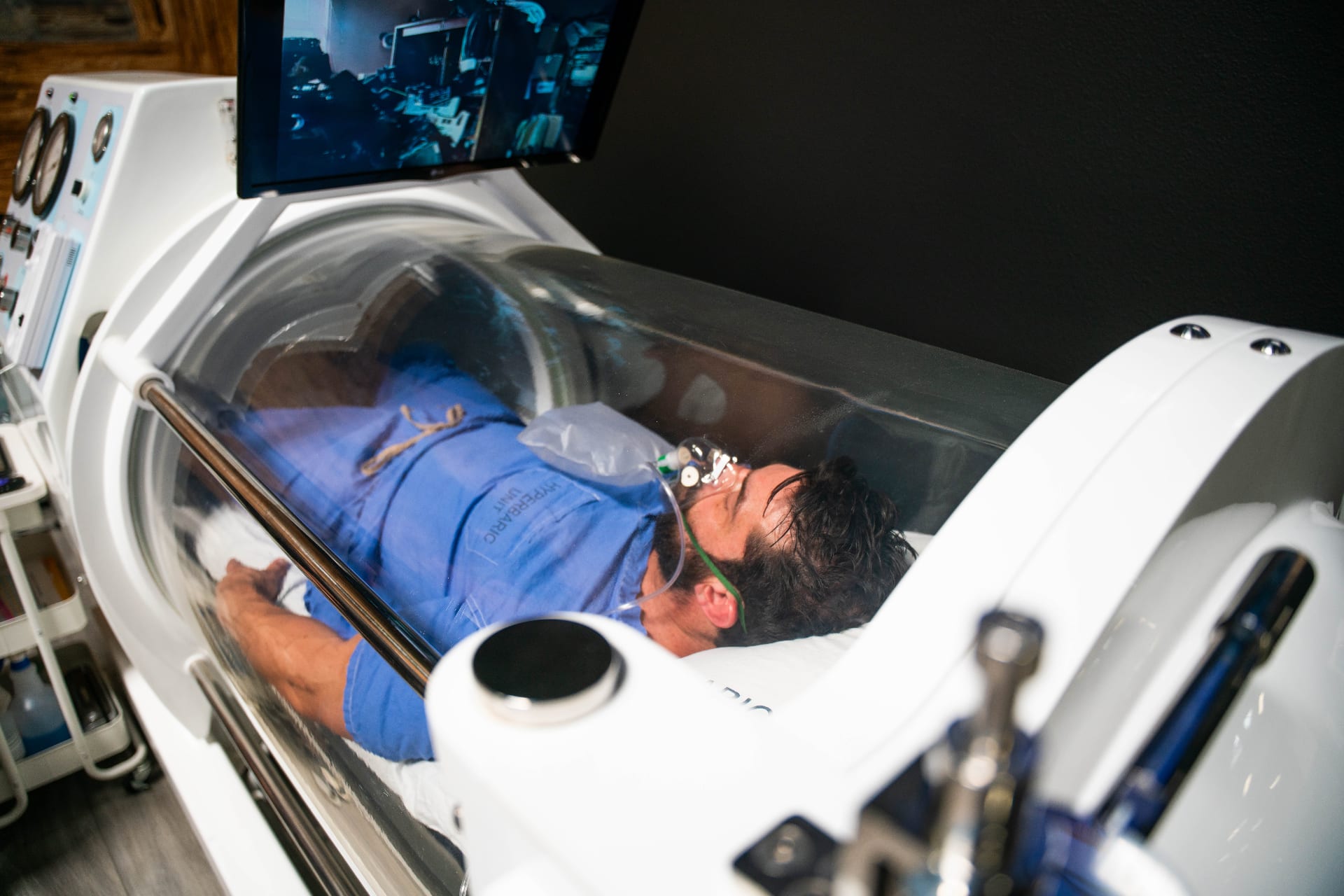 Comparison of medical hyperbaric chamber and mild hard-shell HBOT in Las Vegas